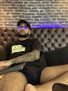 KyleJoss30 online show from April 16, 9:39 pm