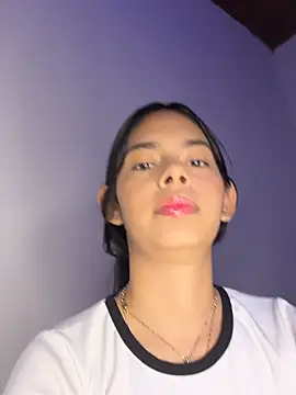 evelyn ks online show from March 28, 5:14 pm