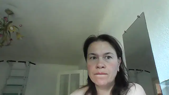 Selena Moo online show from July 17, 4:32 am