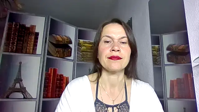 Selena Moo online show from April 3, 7:26 am