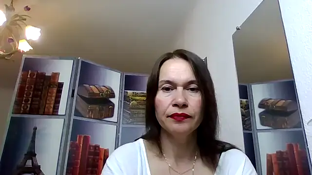 Selena Moo online show from May 7, 8:50 am