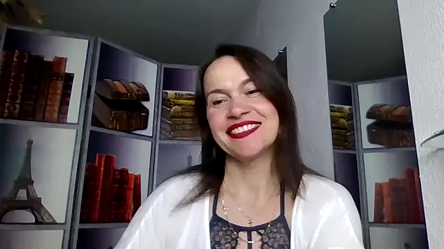 Selena Moo online show from April 13, 9:02 am