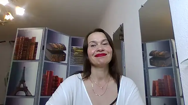 Selena Moo online show from May 20, 8:06 pm