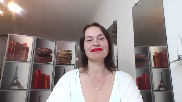 Selena Moo online show from June 18, 8:02 am