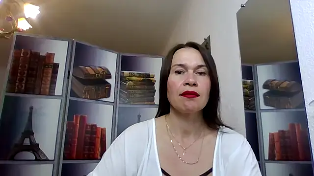 Selena Moo online show from May 6, 8:18 am