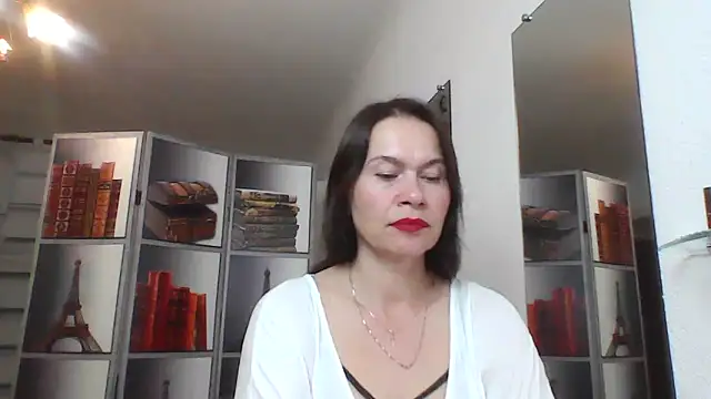 Selena Moo online show from June 10, 10:16 am