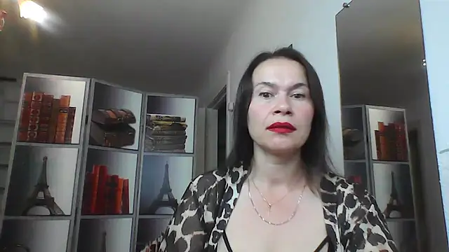 Selena Moo online show from July 25, 8:11 am