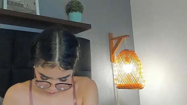 sofi alix online show from April 14, 7:52 pm