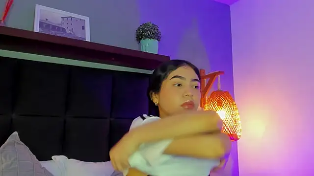 sofi alix online show from April 20, 7:04 pm