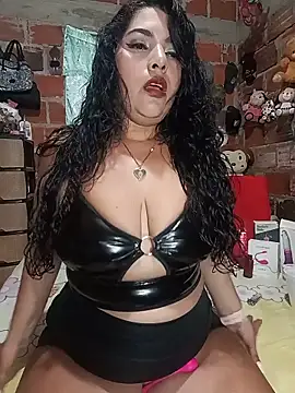 Snapshot of Candy_hot_crush chatting on June 14, 4:46 am Candy hot crush online show from June 14, 4:46 am