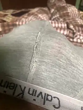 WeepyInsignia online show from April 6, 11:55 am