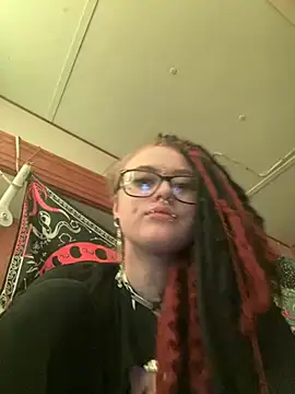 darlingvicuous online show from March 22, 6:26 am