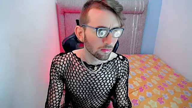 Snapshot of Dani_high chatting on March 20, 11:44 am Dani high online show from March 20, 11:44 am