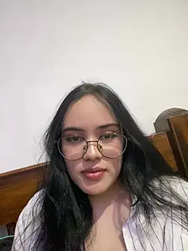 Snapshot of alondraas chatting on March 21, 4:03 am alondraas online show from March 21, 4:03 am