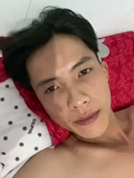 Nguyencuong1999 online show from April 2, 10:22 am