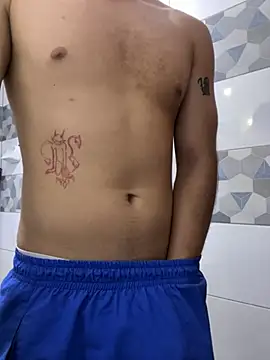 Snapshot of Piero_1369 chatting on March 20, 6:36 am Piero 1369 online show from March 20, 6:36 am