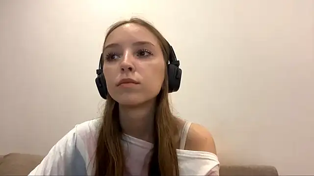 TanjaBrounson online show from March 20, 3:13 pm