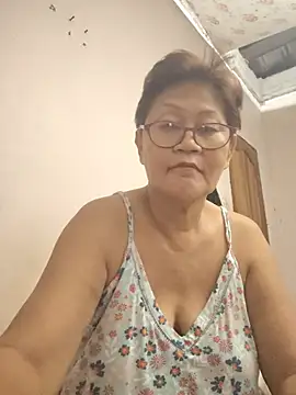 Sunflower1956 online show from June 30, 7:25 pm