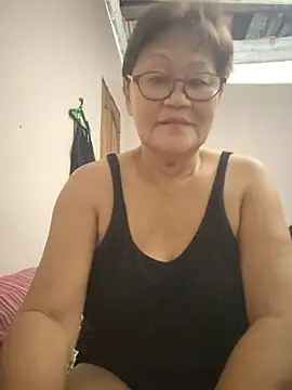 Sunflower1956 online show from June 27, 11:49 am