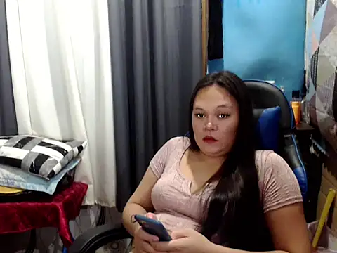 Snapshot of sexy_jessa69 chatting on June 24, 3:32 pm sexy jessa69 online show from June 24, 3:32 pm