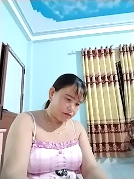 Moubie1 online show from May 3, 3:26 pm