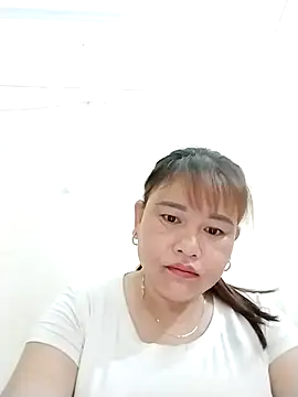 Moubie1 online show from April 8, 6:42 pm