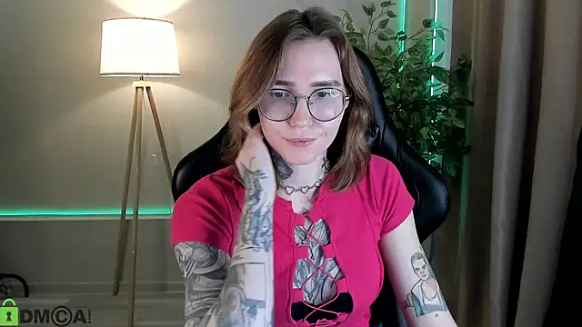 Misha Moss online show from March 23, 9:42 am