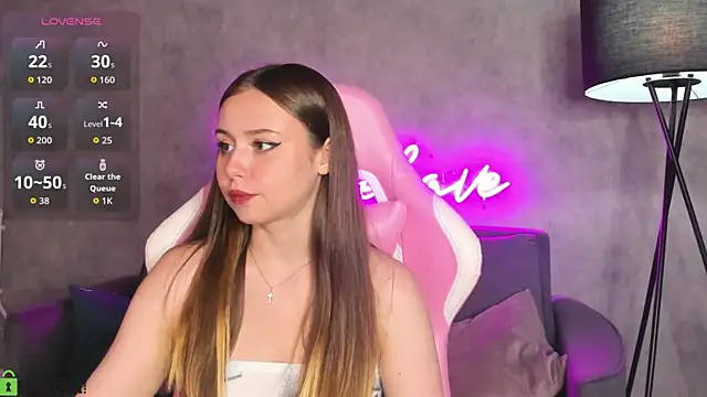 Snapshot of Vanessa_Williamsonn chatting on July 19, 8:45 am Vanessa Williamsonn online show from July 19, 8:45 am