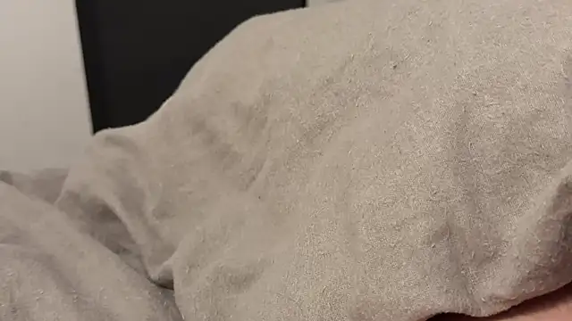 duponslecoquin online show from March 25, 1:06 am