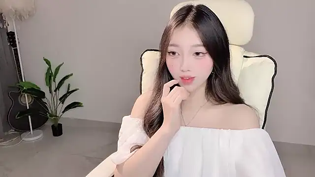 Yukiy8877 online show from April 8, 11:28 pm