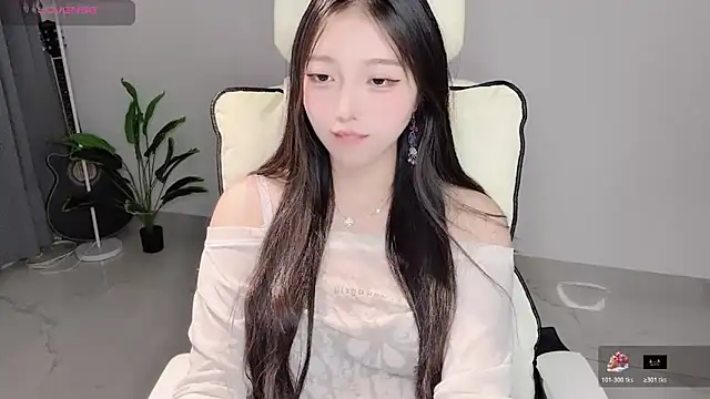 Yukiy8877 online show from May 4, 12:41 pm