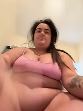 Khloeross online show from April 2, 4:24 pm