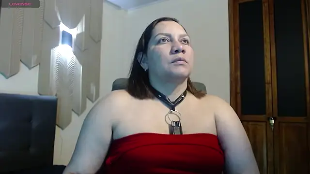 mia coral1 online show from April 22, 3:24 am