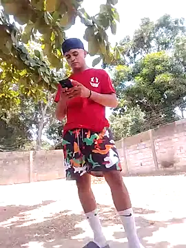 HOTRAINYGOLDEN online show from March 20, 3:46 pm