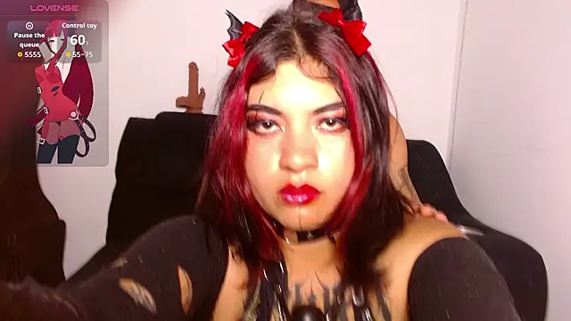 Raw velvet online show from March 22, 9:27 pm