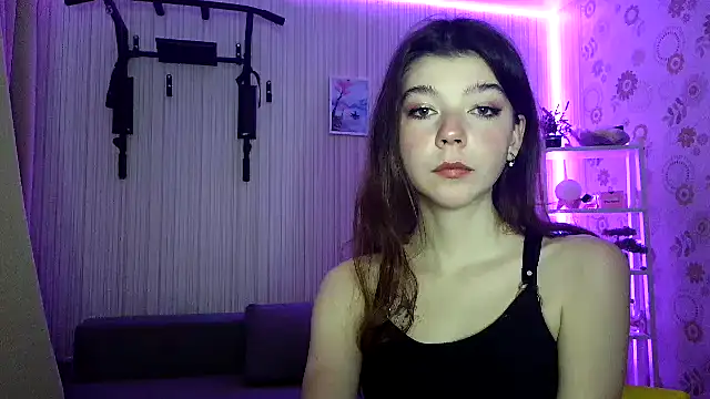 Your Little Sophie online show from March 22, 10:44 pm