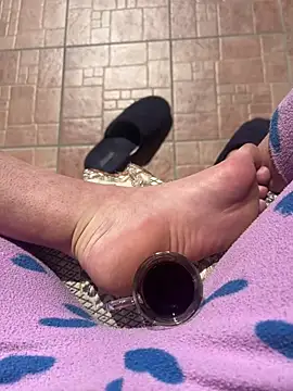 Misss 19 online show from April 7, 10:17 am