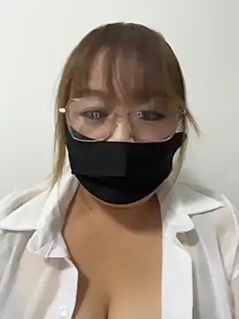 gracexiaoyunya online show from March 26, 12:58 pm