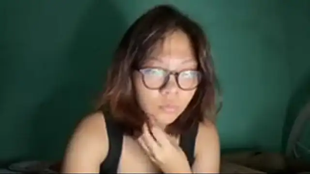 urhottie lottie online show from March 20, 5:25 pm