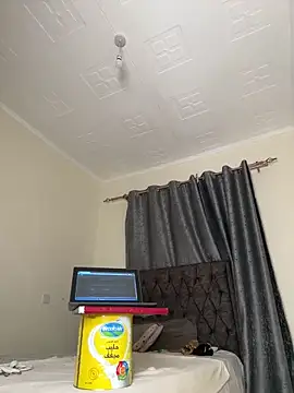 Primugari  online show from May 1, 10:26 pm