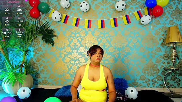 alexa cruz   online show from June 27, 12:00 pm