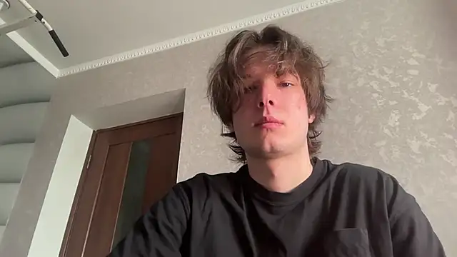 tomasdickpick online show from May 1, 8:08 am