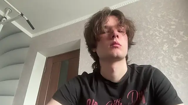 tomasdickpick online show from May 14, 8:11 am