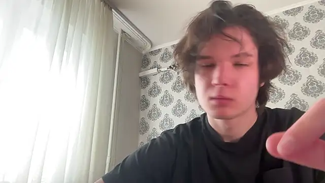 tomasdickpick online show from May 6, 7:23 am