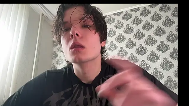 tomasdickpick online show from April 5, 7:37 am