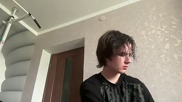 tomasdickpick online show from May 13, 7:37 am