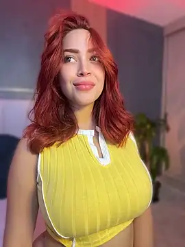 Snapshot of Ambar_Mancinii chatting on June 11, 9:34 pm Ambar Mancinii online show from June 11, 9:34 pm