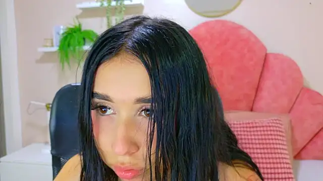 StarrMoon   online show from June 12, 3:04 am