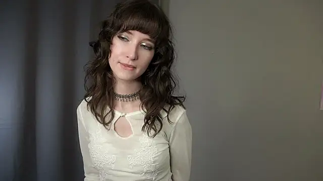 DellaLeck online show from March 24, 9:04 pm