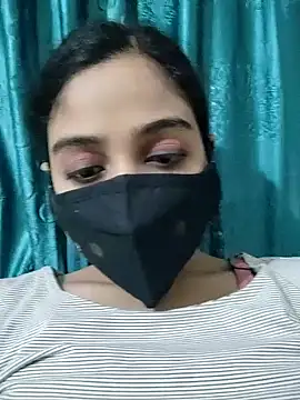 ALIZA FENDY online show from April 18, 5:37 pm